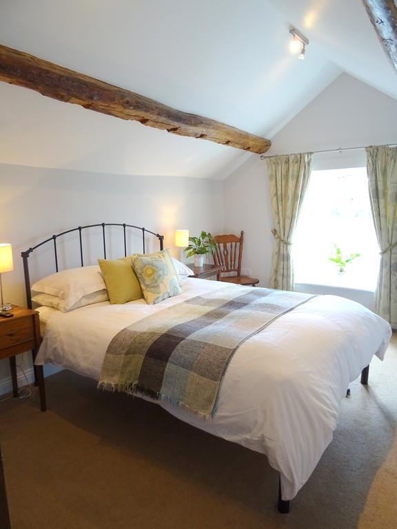 Garway Moon Inn Экстерьер фото